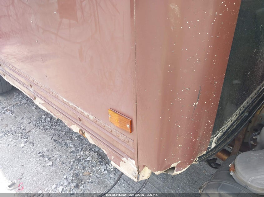 2015 Isuzu Npr Hd Reg VIN: 54DC4W1B0FS801055 Lot: 45315662