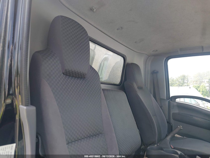2015 Isuzu Npr Hd Reg VIN: 54DC4W1B0FS801055 Lot: 45315662