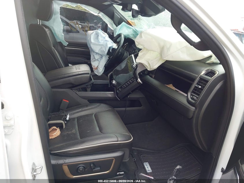 2020 RAM 1500 auction photo 5