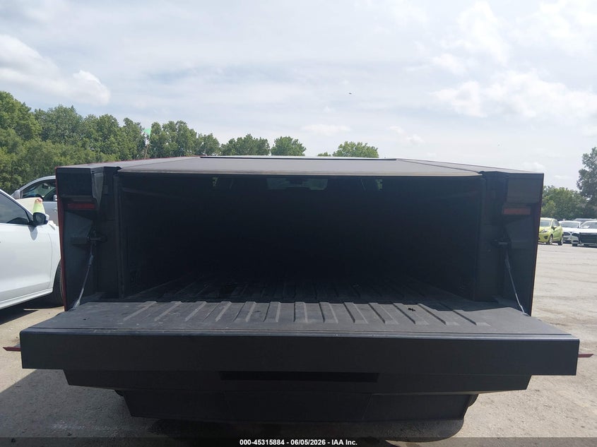 2024 Tesla Cybertruck All-Wheel Drive VIN: 7G2CEHED1RA041609 Lot: 45315884