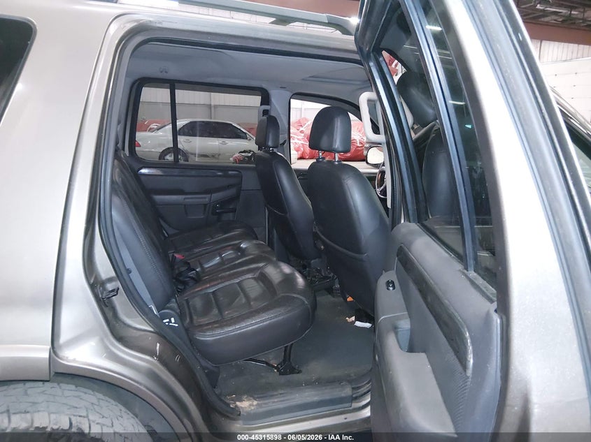 2002 Ford Explorer Limited VIN: 1FMDU75W02ZB82031 Lot: 45315898