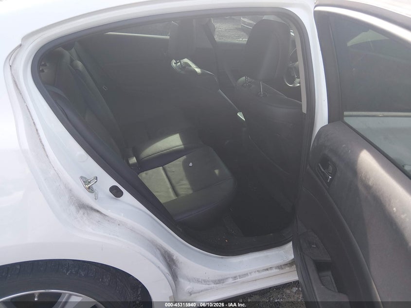 2015 Acura Ilx 2.0L VIN: 19VDE1F32FE005252 Lot: 45315940