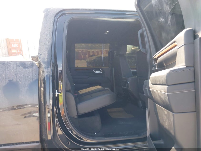2025 GMC SIERRA 3500HD auction photo 7