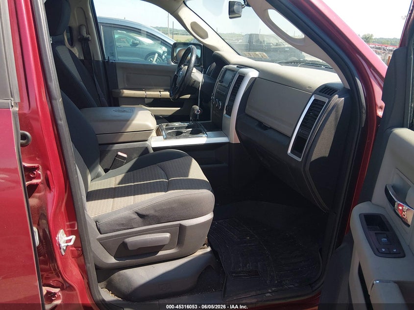 1C6RD7GT9CS185394 2012 Ram 1500 5.7 Ram Slt red