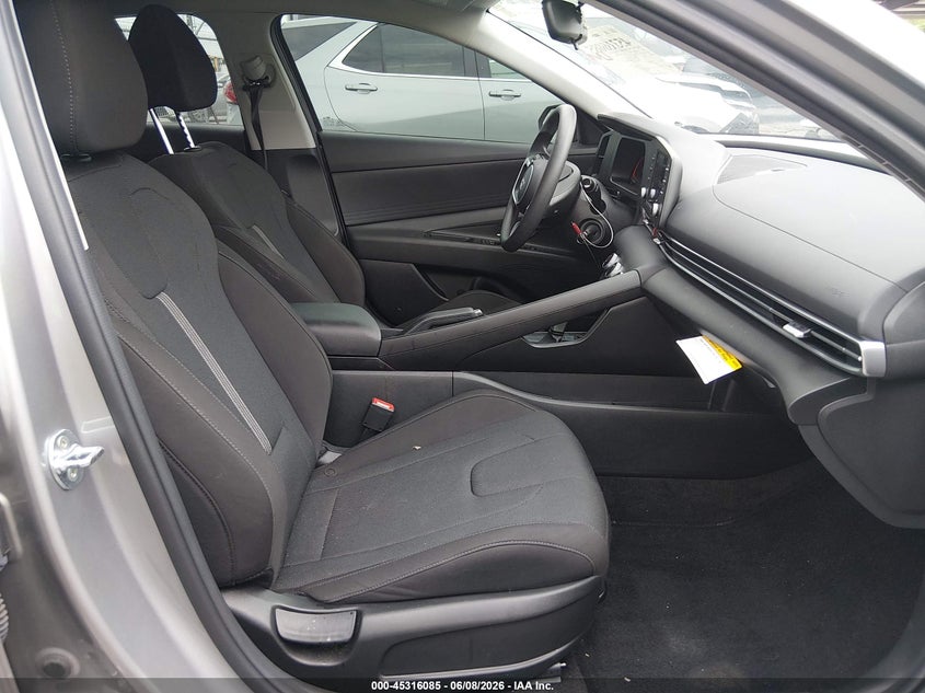 2025 HYUNDAI ELANTRA 2.0L I-4 DOHC, VVT, (VIN: KMHLL4DG1SU074246