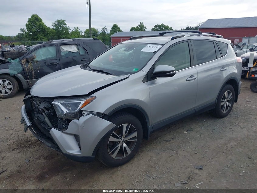 Vin: jtmrfrevxjj227108, lot: 45814018, toyota rav4 xle 20182