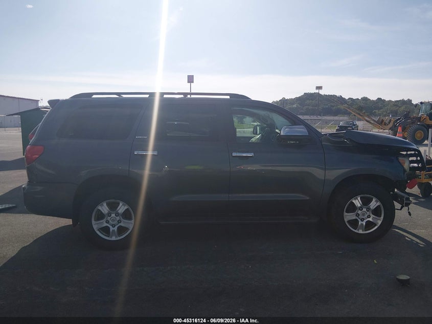 2008 Toyota Sequoia Limited 5.7L V8 VIN: 5TDBY68A08S005970 Lot: 45316124
