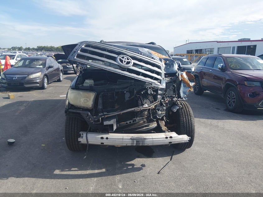 2008 Toyota Sequoia Limited 5.7L V8 VIN: 5TDBY68A08S005970 Lot: 45316124