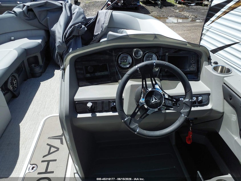 2025 TAHOE PONTOON auction photo 7