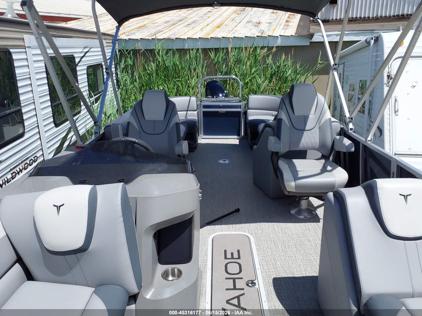 2025 TAHOE PONTOON auction photo 8