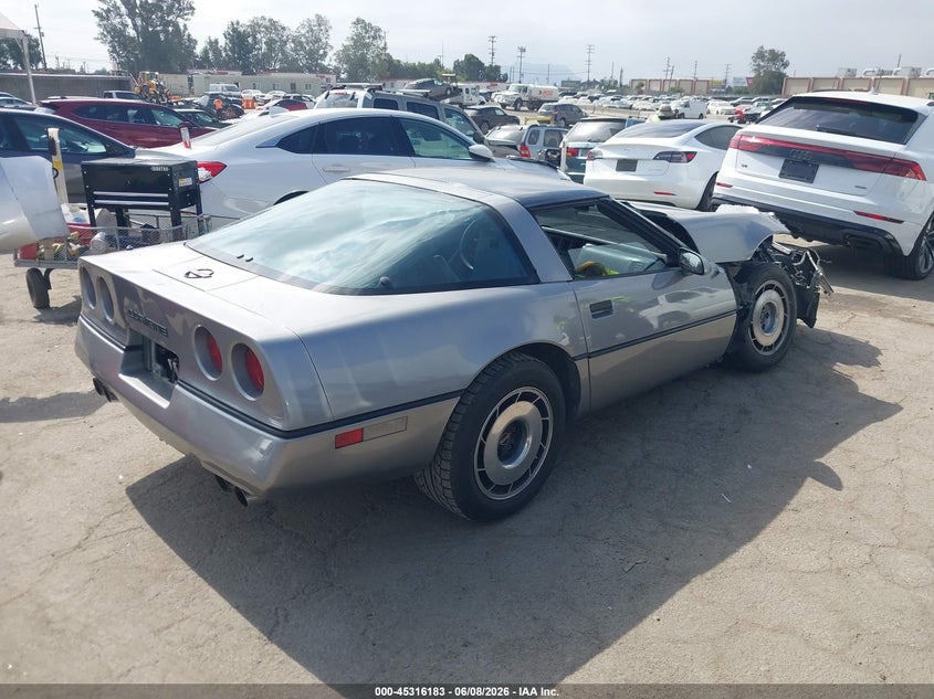 1985 CHEVROLET CORVETTE auction photo 4