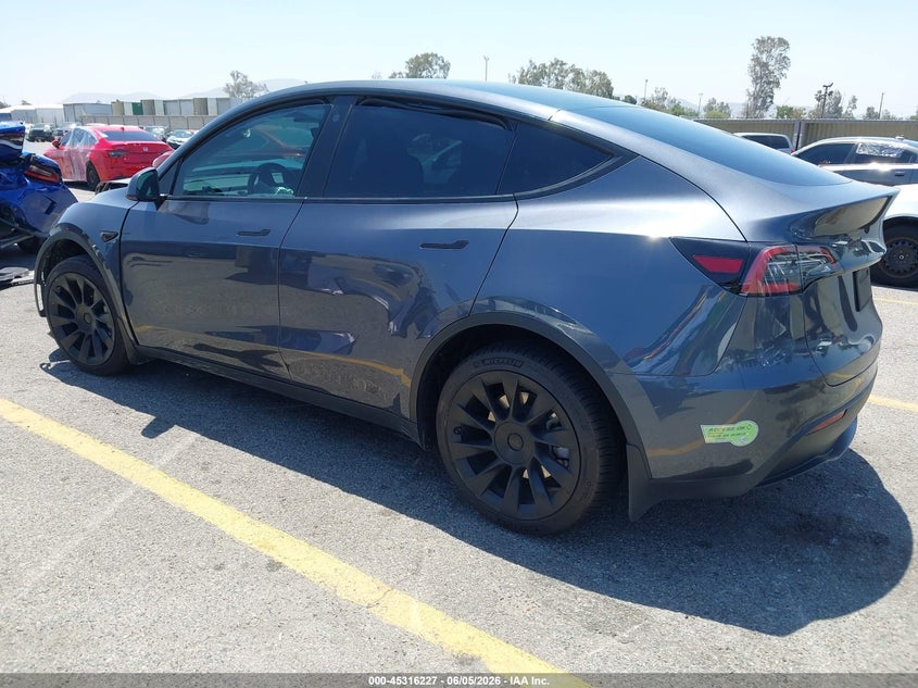 Vin: 7saygdee4pa028874, lot: 45814153, tesla model y awd/long range dual motor all-wheel drive 20233