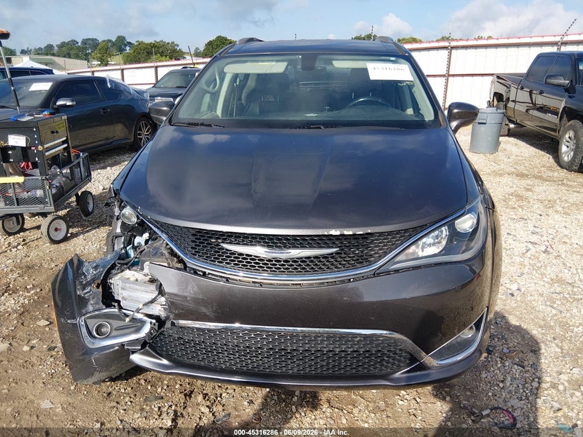 2018 Chrysler Pacifica Touring L VIN: 2C4RC1BG8JR217222 Lot: 45316286