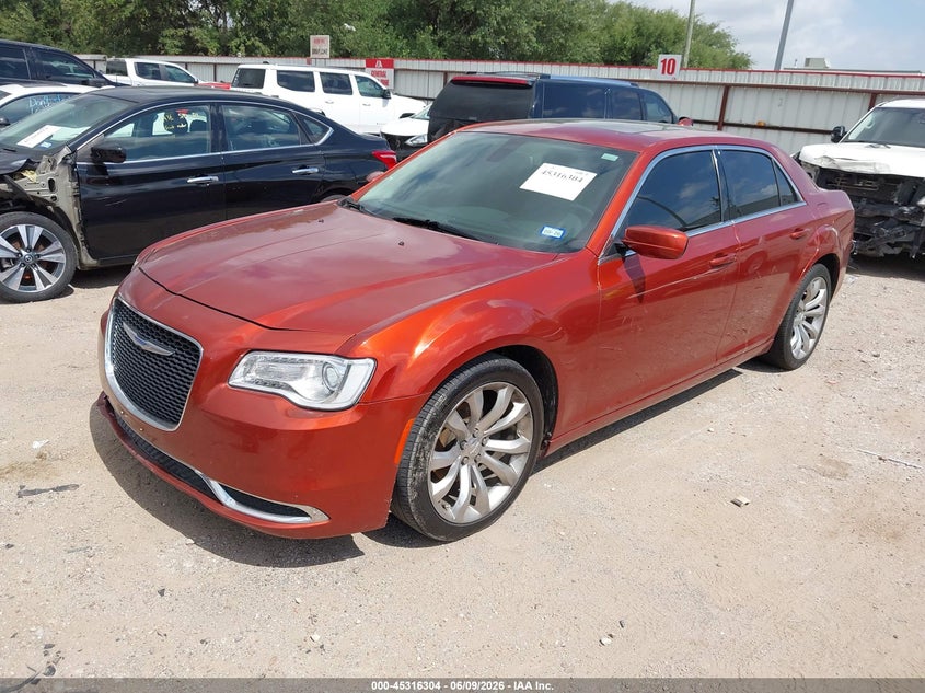 Vin: 2c3ccaag9lh169864, lot: 45814230, chrysler 300 touring l 20202