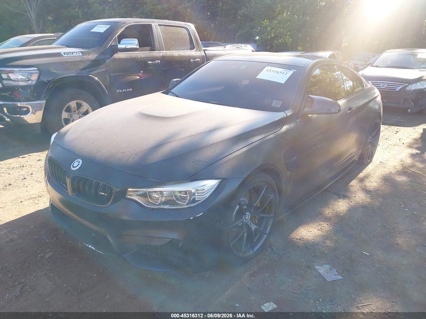 2015 BMW M4 auction photo 2