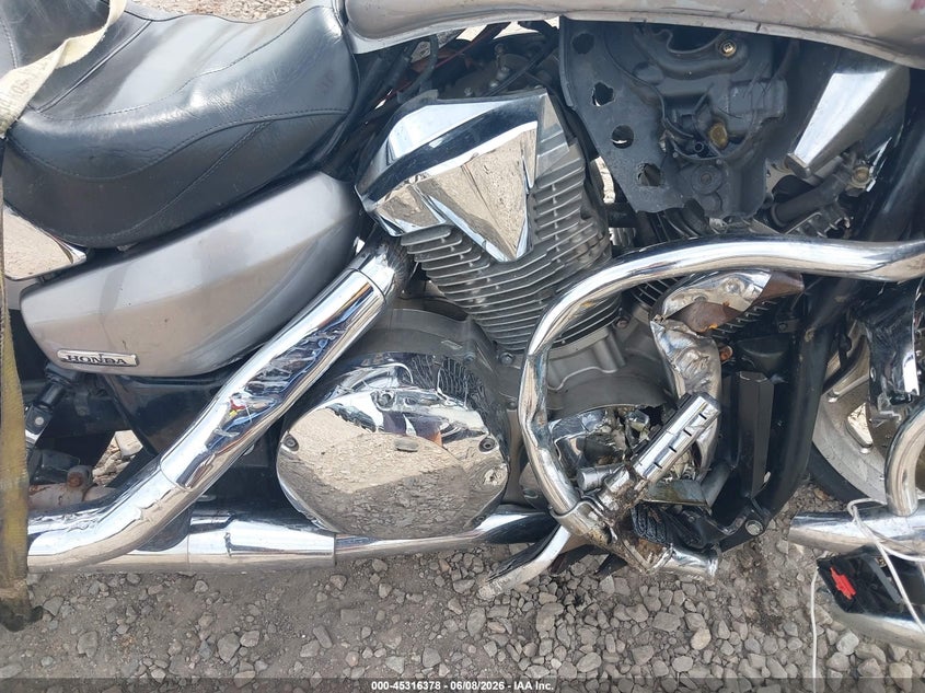 2004 HONDA VTX1300 auction photo 8