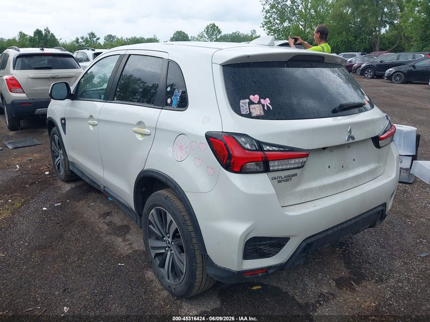 AtlanticExpress - Mitsubishi Outlander Sport