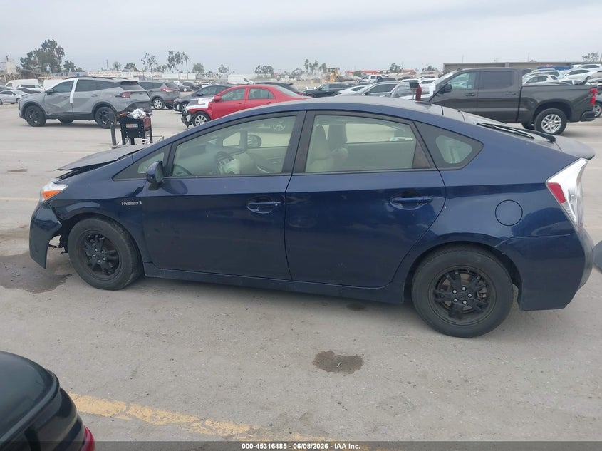 2015 Toyota Prius Three VIN: JTDKN3DU4F0438599 Lot: 45316485