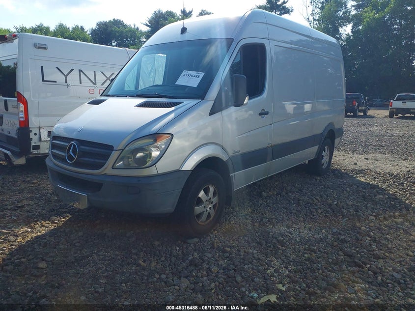 WD3PE7CC0C5707390 2012 MERCEDES-BENZ SPRINTER CARGO VANS NORMAL ROOF photo 1