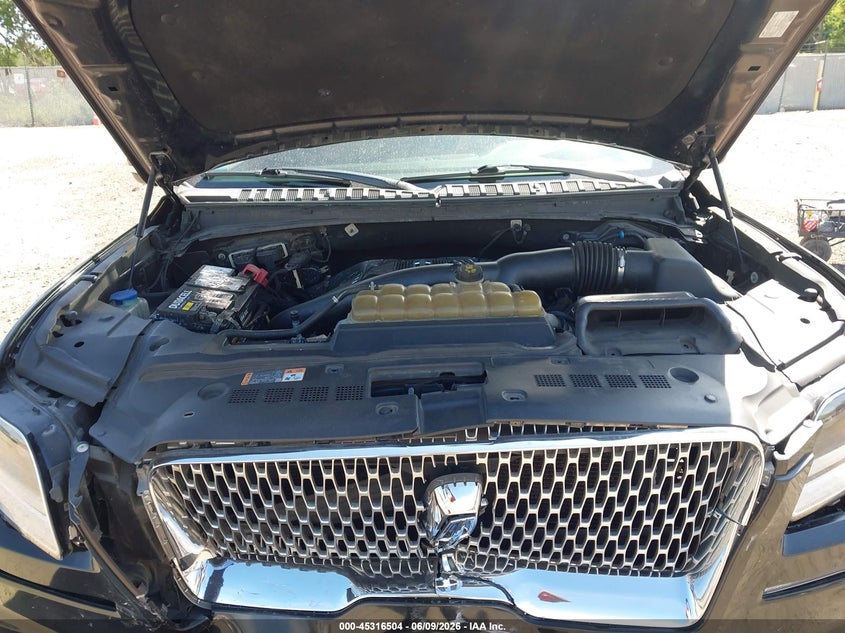 2019 Lincoln Navigator L Select VIN: 5LMJJ3JT5KEL16925 Lot: 45316504
