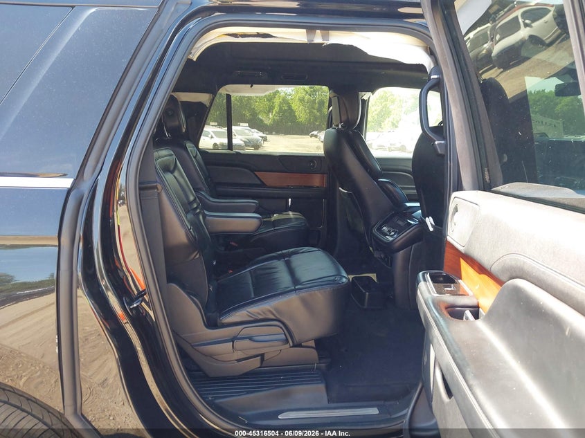 2019 Lincoln Navigator L Select VIN: 5LMJJ3JT5KEL16925 Lot: 45316504
