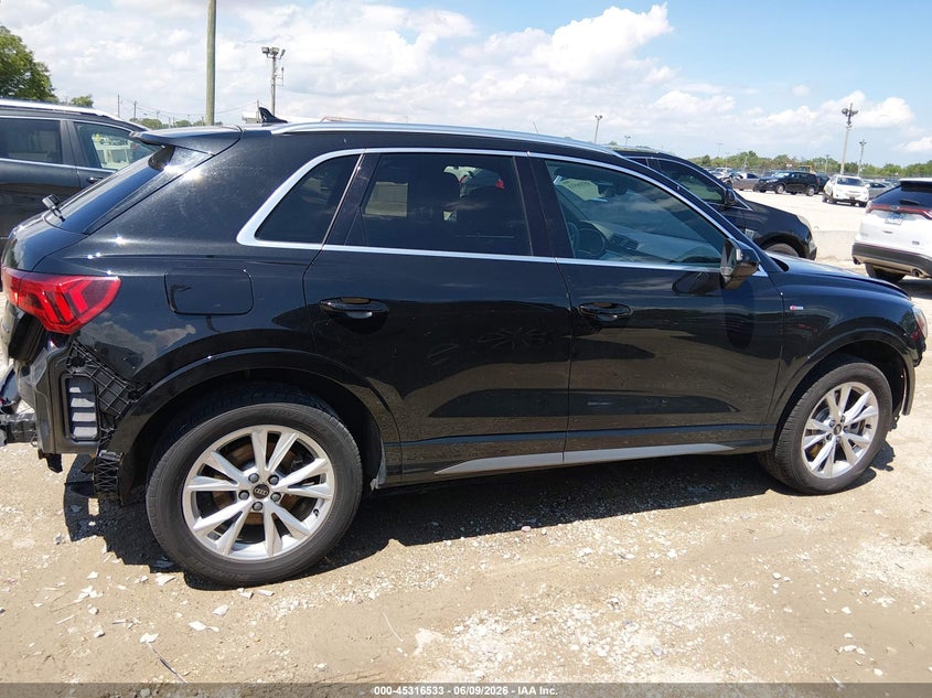2023 Audi Q3 Premium 45 Tfsi S Line Quattro Tiptronic VIN: WA1DECF37P1113903 Lot: 45316533