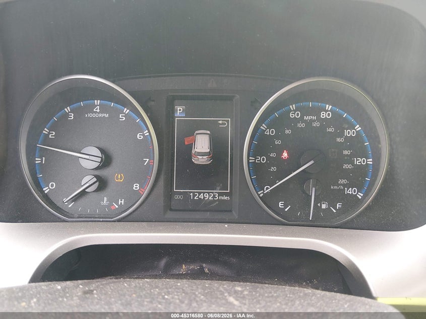 2018 TOYOTA RAV4 auction photo 7