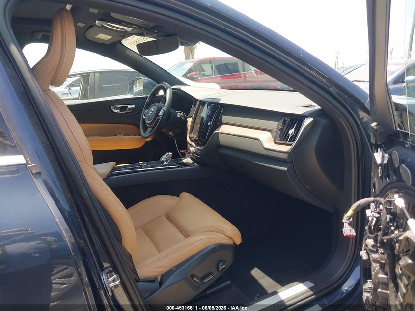 2023 VOLVO XC60 2.0L I-4 DI, DOHC, V(VIN: YV4L12DA9P1363908