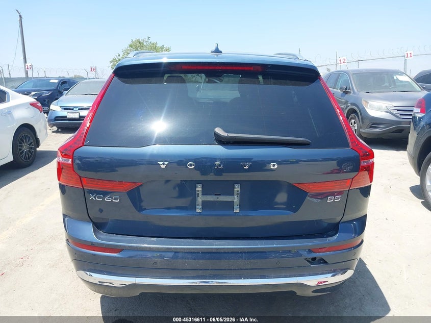 VOLVO XC60 - zdjęcie 16