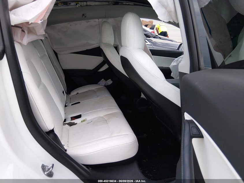 2022 TESLA MODEL Y auction photo 8