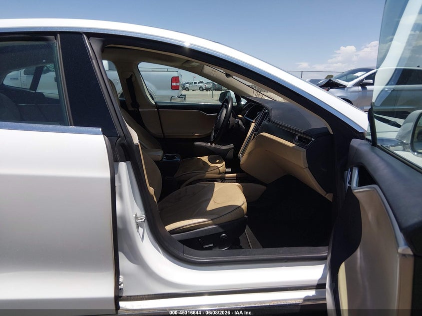 2012 Tesla Model s Performance/Signature Performance Unknown Lot 111045316644 Vin 5YJSA1DP7CFP01420