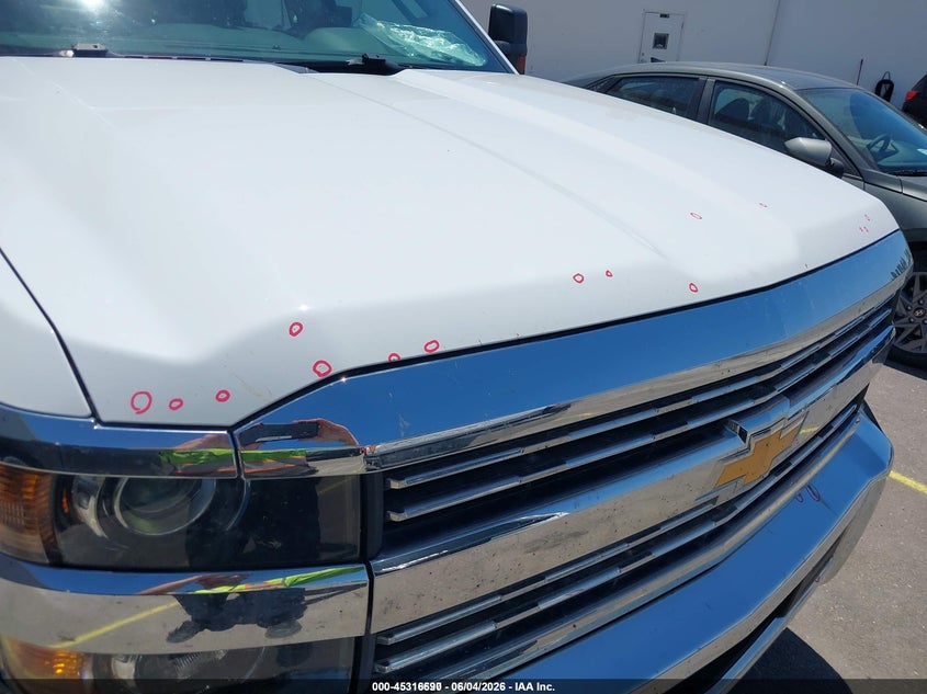 2017 CHEVROLET SILVERADO 2500HD auction photo 6