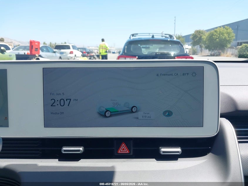 2024 Hyundai Ioniq 5 Se VIN: KM8KM4DE9RU311700 Lot: 45316721