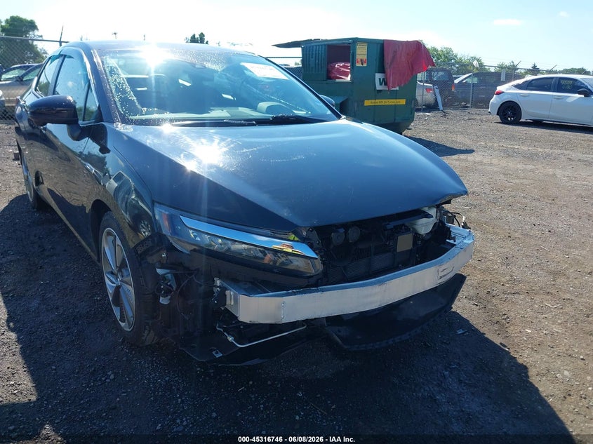 2018 Honda Clarity Plug-In Hybrid Touring VIN: JHMZC5F33JC003938 Lot: 45316746