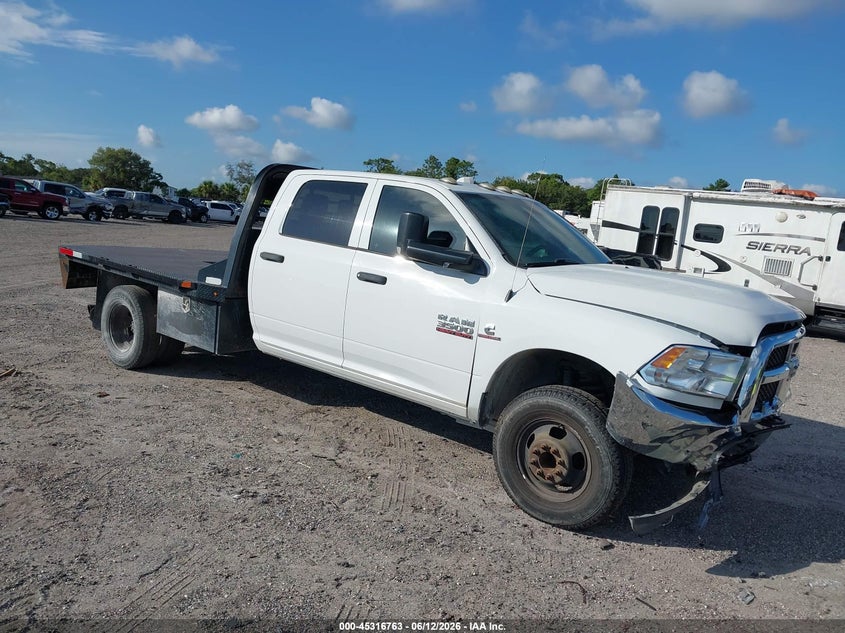 2017 RAM 3500 CHASSIS auction photo 1