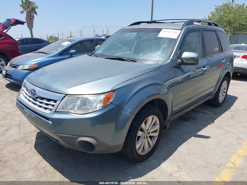 Vin: jf2shadc6ch468463, lot: 45814712, subaru forester 2.5x premium 20122