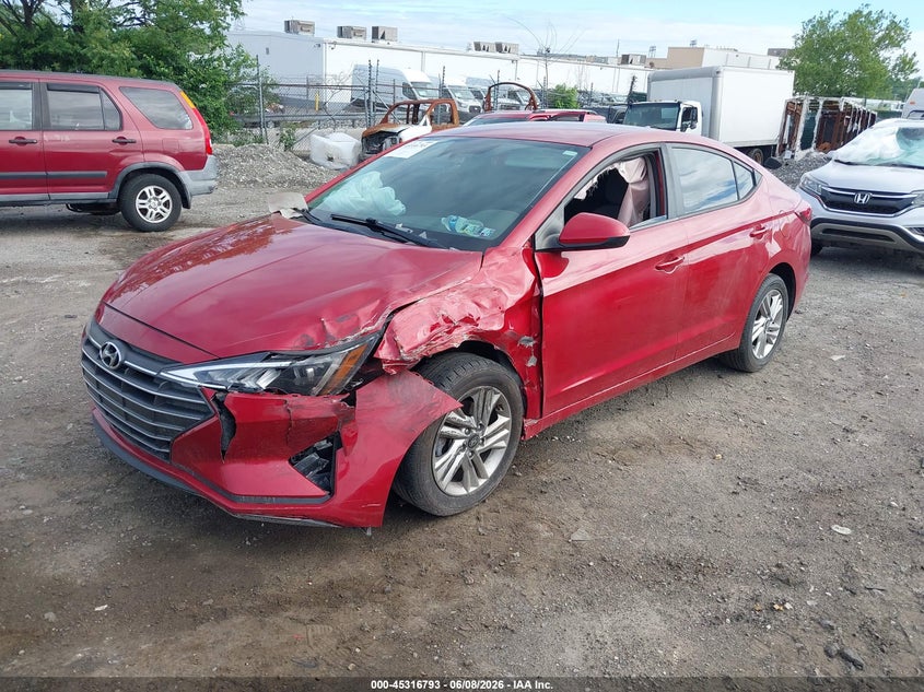 2019 HYUNDAI ELANTRA auction photo 2