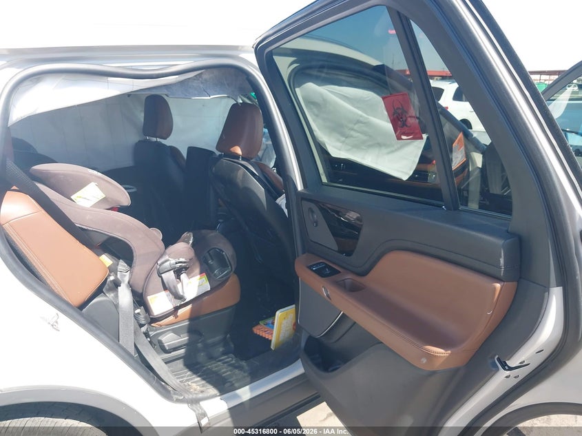 AtlanticExpress - Lincoln Aviator