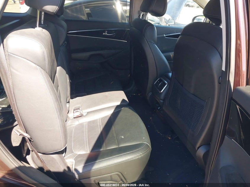 2016 KIA SORENTO auction photo 8