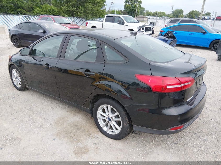 Vin: 1fadp3f27fl373301, lot: 45814793, ford focus se 20153