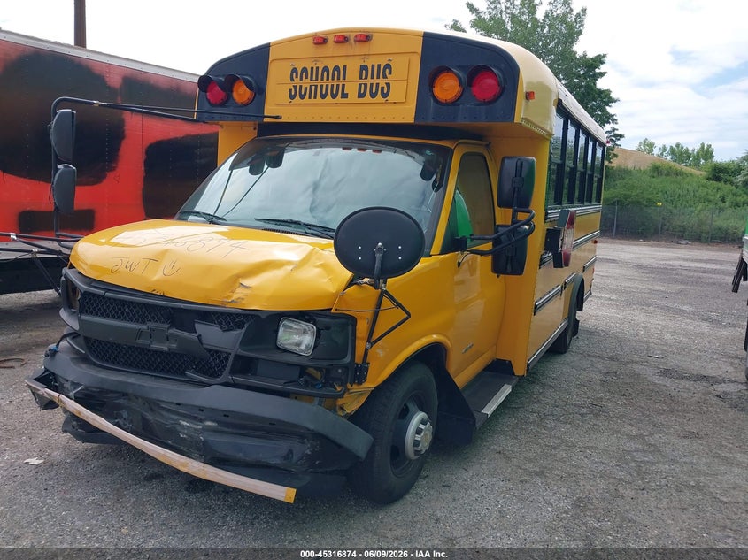 2018 THOMAS EXPRESS CUTAWAY auction photo 2