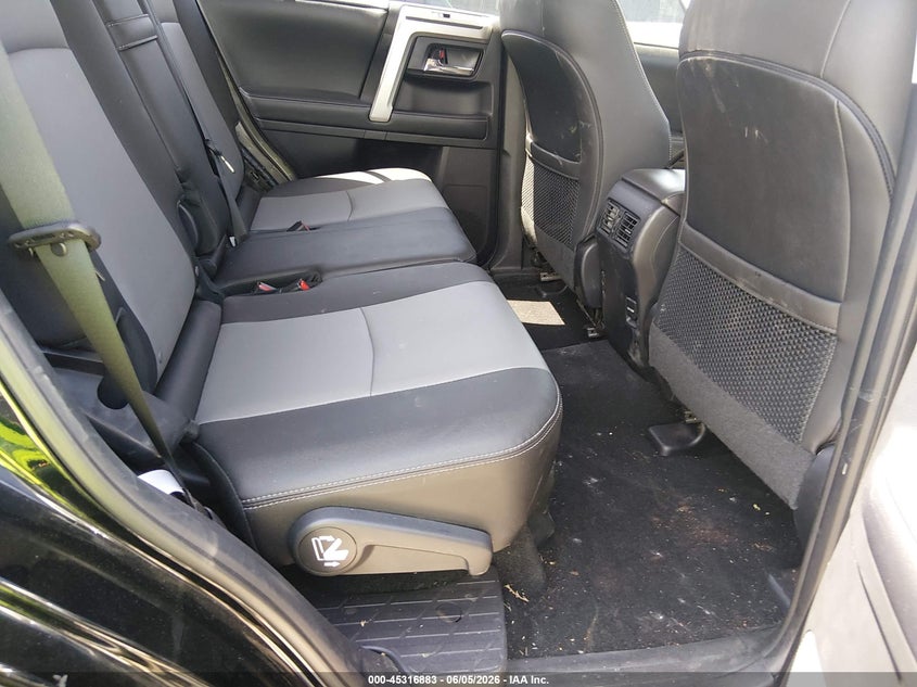 2019 TOYOTA 4RUNNER auction photo 8