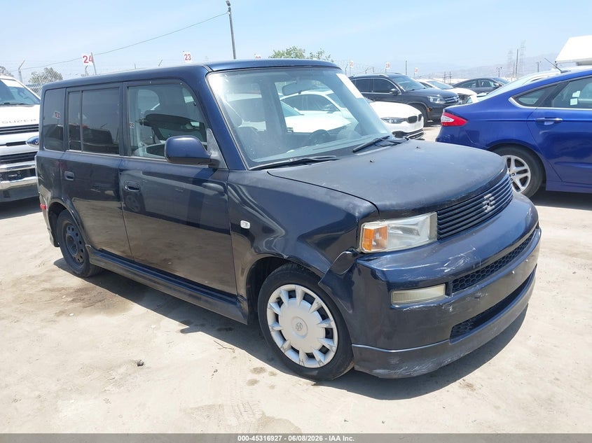 2004 Scion Xb