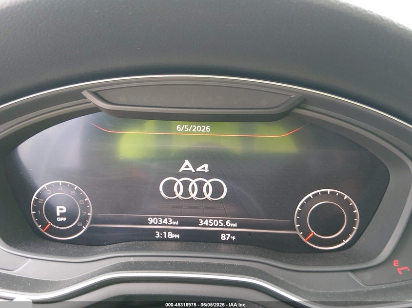2018 Audi A4 2.0 white Lot 111045316975 Vin WAUKMAF44JN015356
