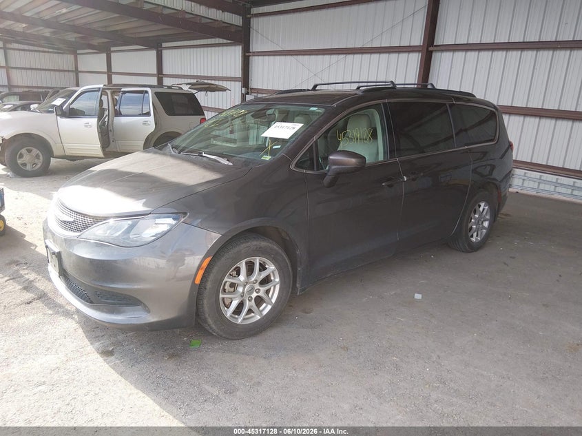 Vin: 2c4rc1dg7mr505704, lot: 45815054, chrysler voyager lxi 20212