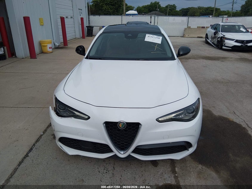 2018 Alfa Romeo Giulia Ti Sport Awd VIN: ZARFAEEN0J7577182 Lot: 45317250
