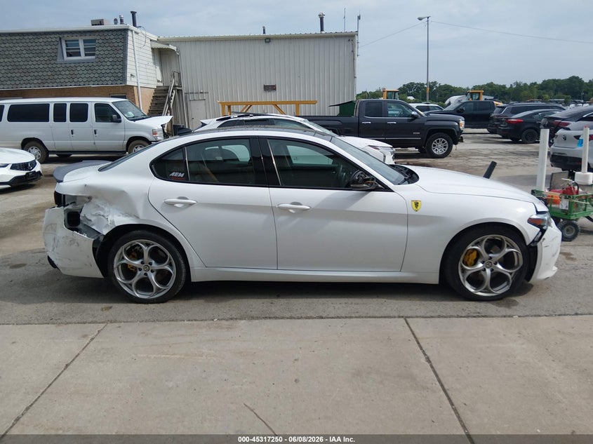 2018 Alfa Romeo Giulia Ti Sport Awd VIN: ZARFAEEN0J7577182 Lot: 45317250