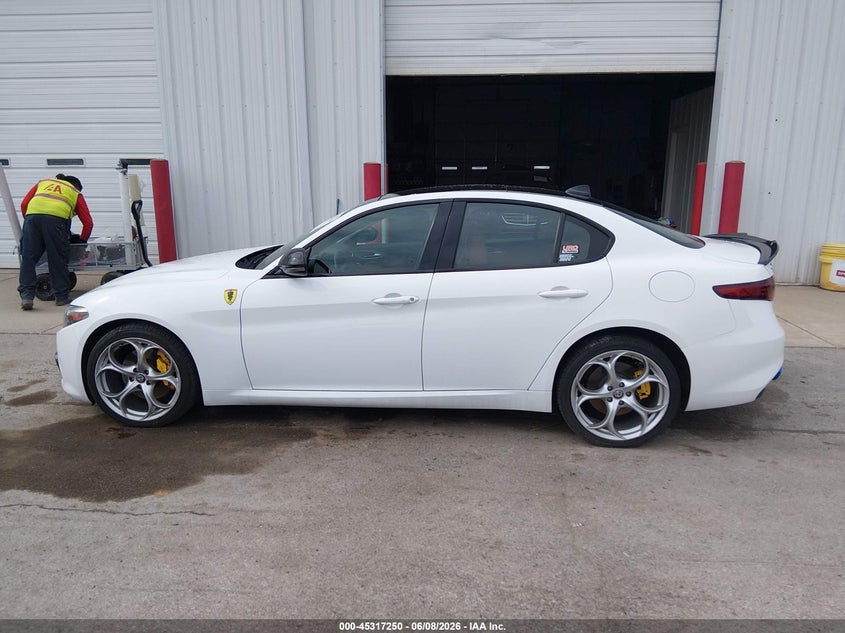 2018 Alfa Romeo Giulia Ti Sport Awd VIN: ZARFAEEN0J7577182 Lot: 45317250
