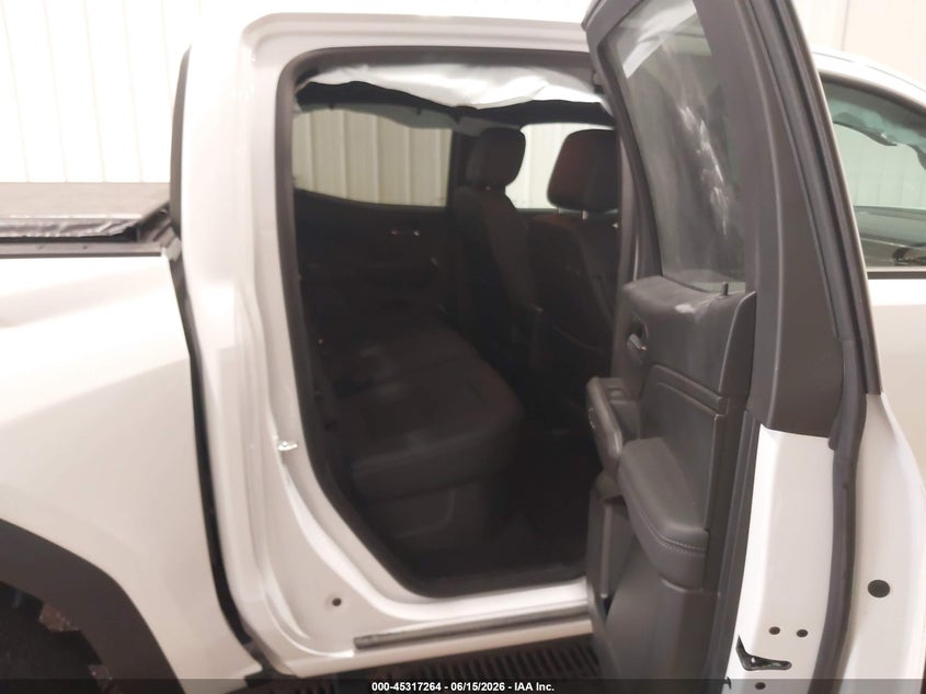 2024 GMC CANYON auction photo 8