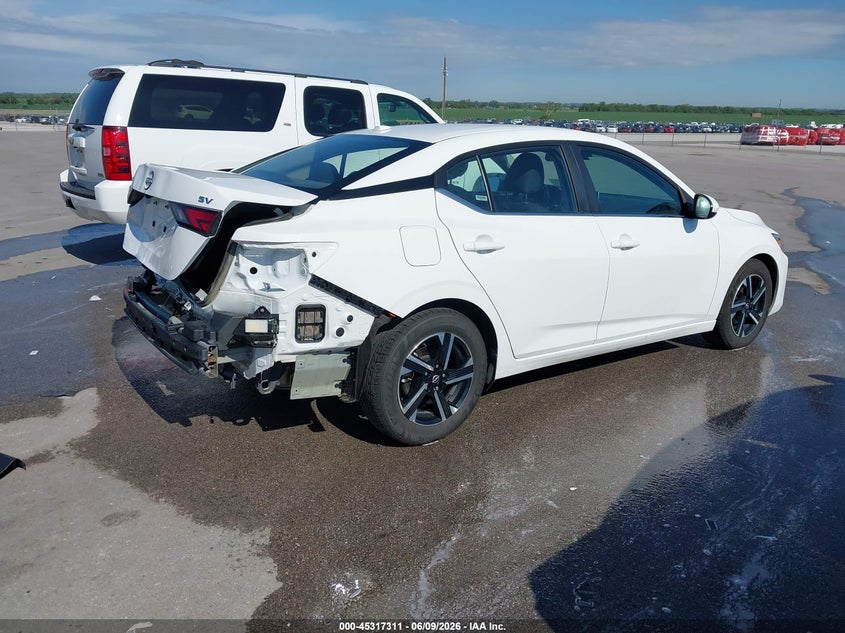 2024 NISSAN SENTRA auction photo 4